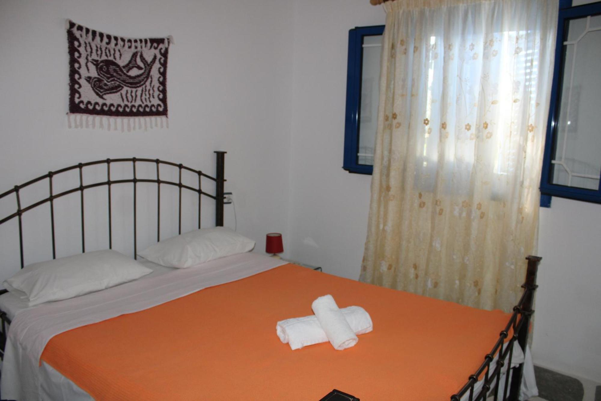 Anastasia Apartments Kampos Marathokampou Екстериор снимка