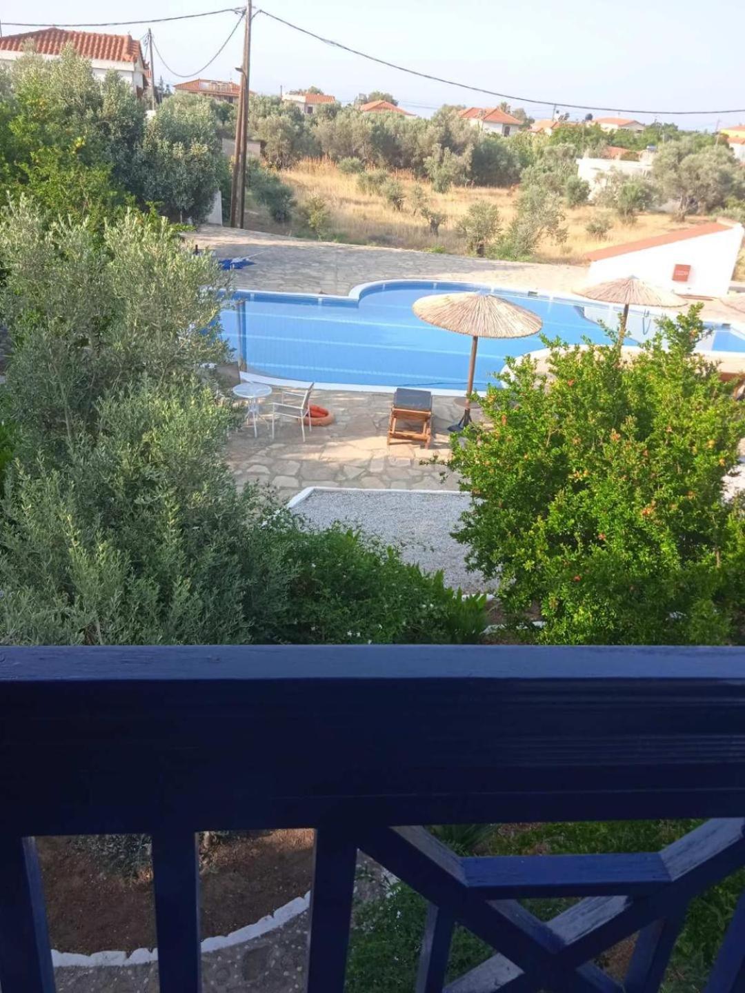 Anastasia Apartments Kampos Marathokampou Екстериор снимка